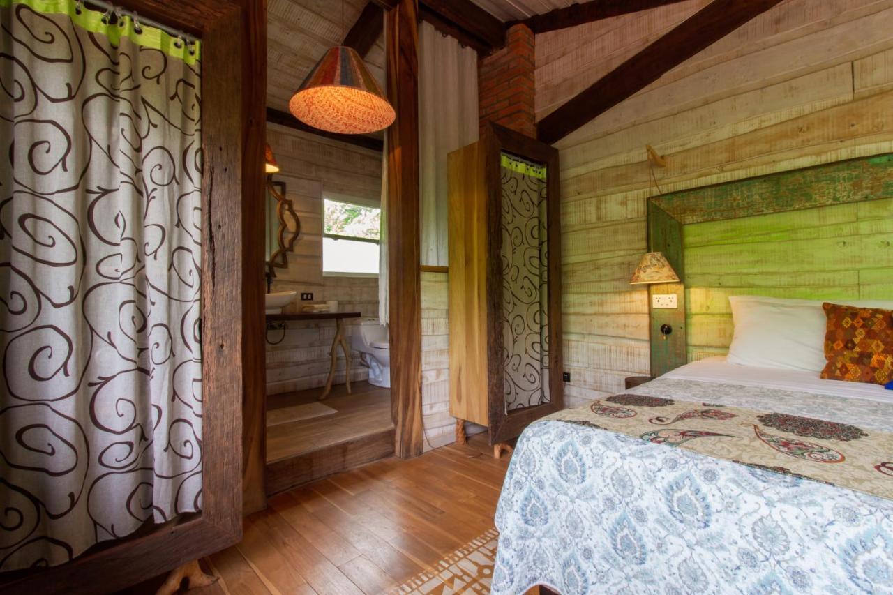 Latica Lodge Playa Negra Екстериор снимка